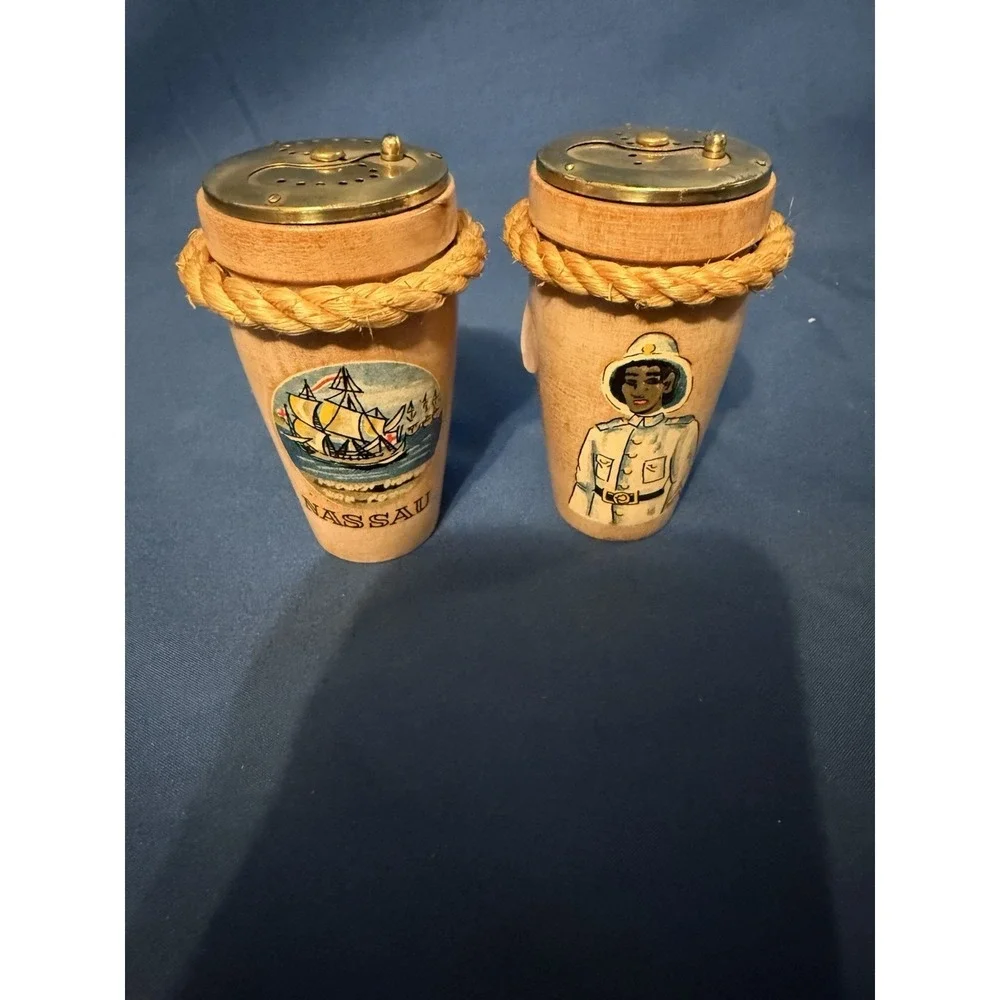 Vtg. Jamaican Bongo Drum Style Salt and Pepper Shakers